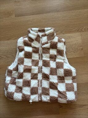 Wild Rose Brown & Cream Checkerboard Sherpa Vest